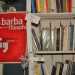 Le cassette di legno usate come scaffali